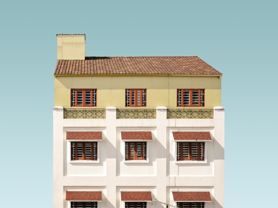 Apartamento compacto para locação em prédio residencial urbano